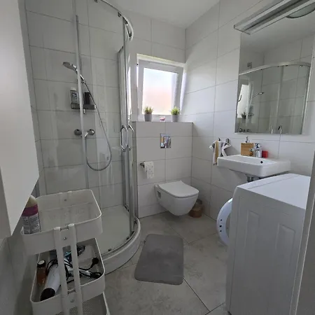 Uroczy Blisko Plazy I Latarni Niechorze